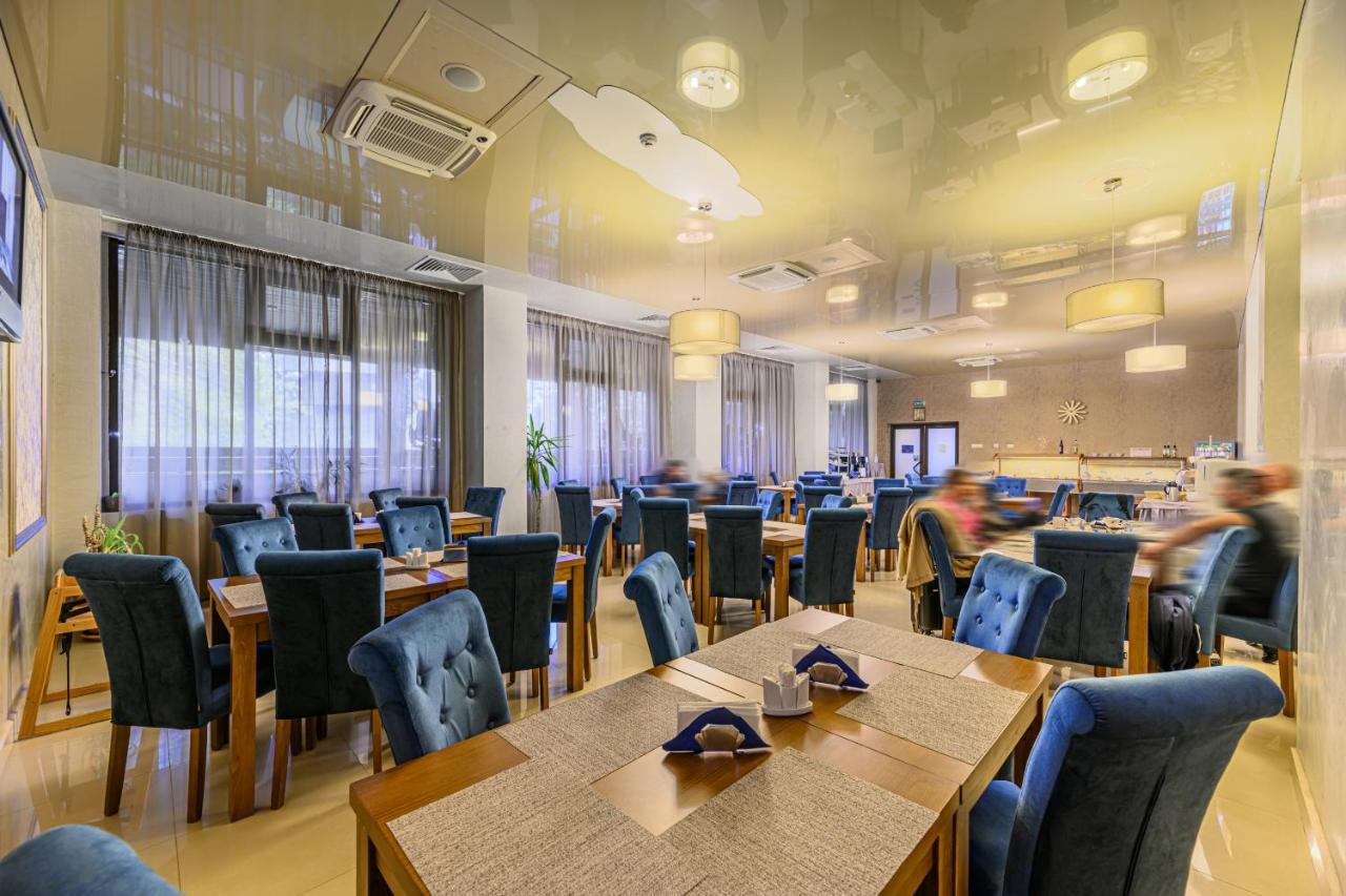 Faleza Hotel By Vega Galaţi エクステリア 写真