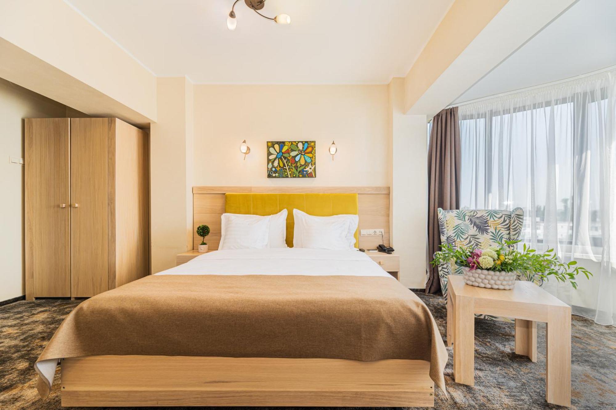 Faleza Hotel By Vega Galaţi エクステリア 写真